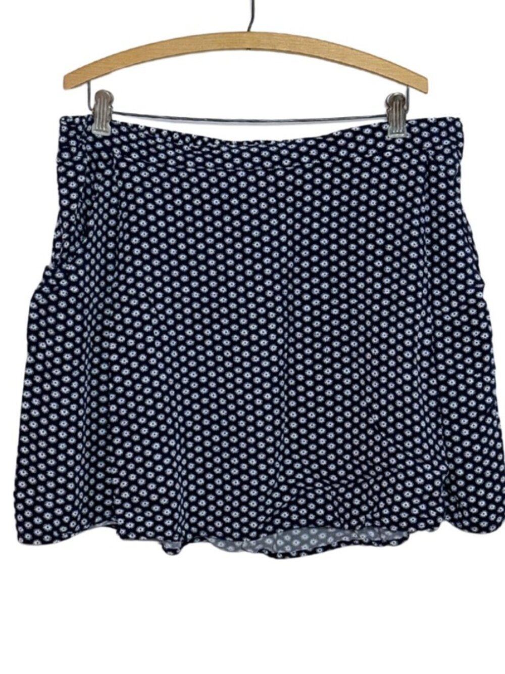 Old Navy Lightweight Casual Mini Skirt Navy Blue Floral With Pockets Size XL